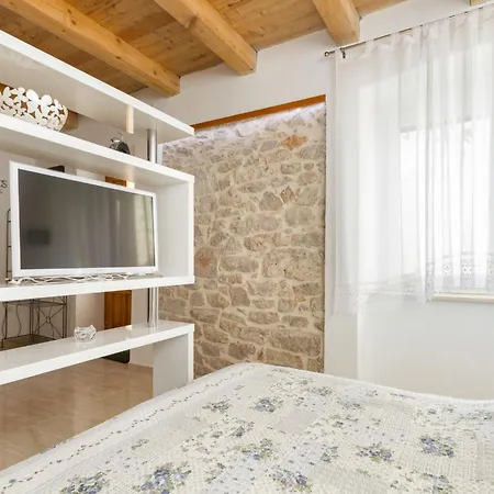 A Luxury Sibenik-3 By Interhome
