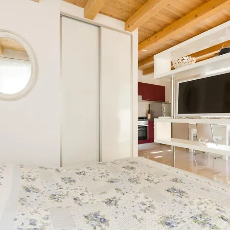 A Luxury Sibenik-3 By Interhome * Sibenik